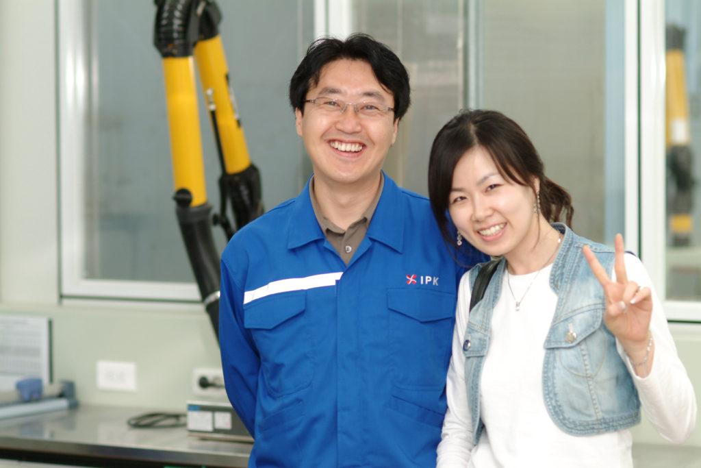 AkzoNobel Employees | DSMN8 Case Study AkzoNobel Employees | DSMN8 Case Study