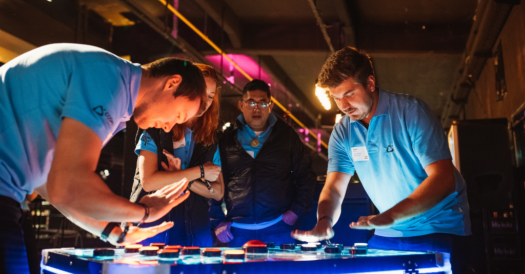 Cosmo Consult Team Photo svg+xml;charset=utf